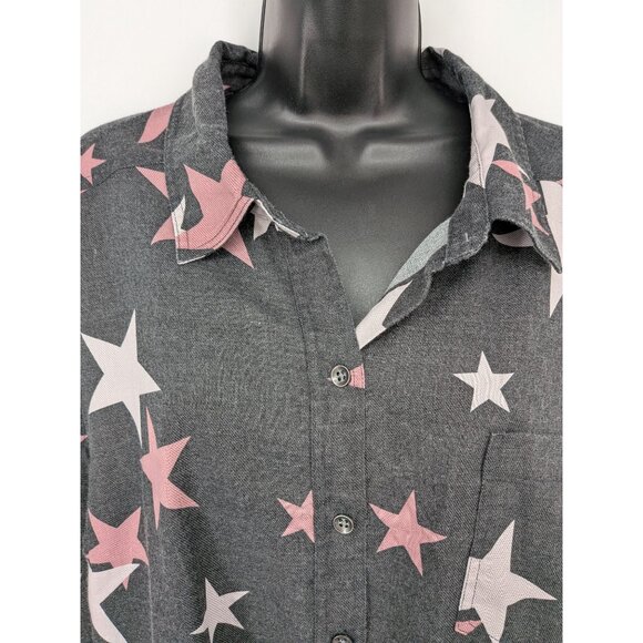 Torrid Button Up Shirt Women Size 3X Stars Wash Roll Tabs Relaxed Fit Whimsical - Picture 4 of 10